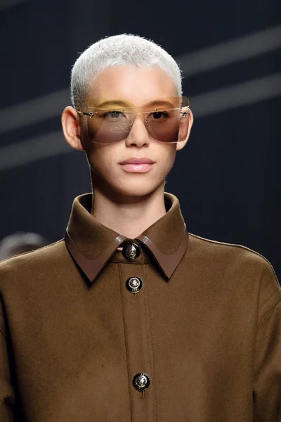 Look 21